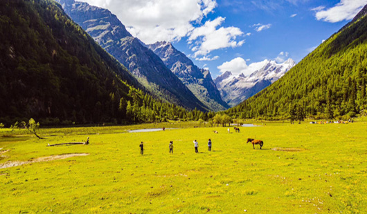 四姑娘山旅游